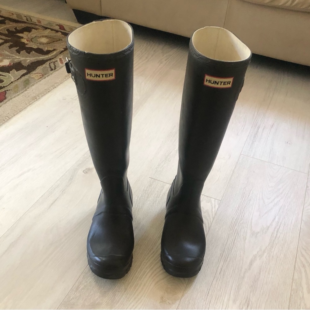 Hunter Original Tall Matte Black Waterproof Rain Boots - Picture 16 of 16